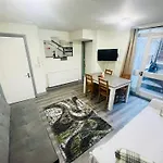 Charming 1-Bedroom Flat For Rent In Central London